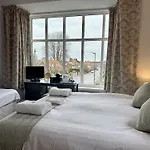 The Crescent York